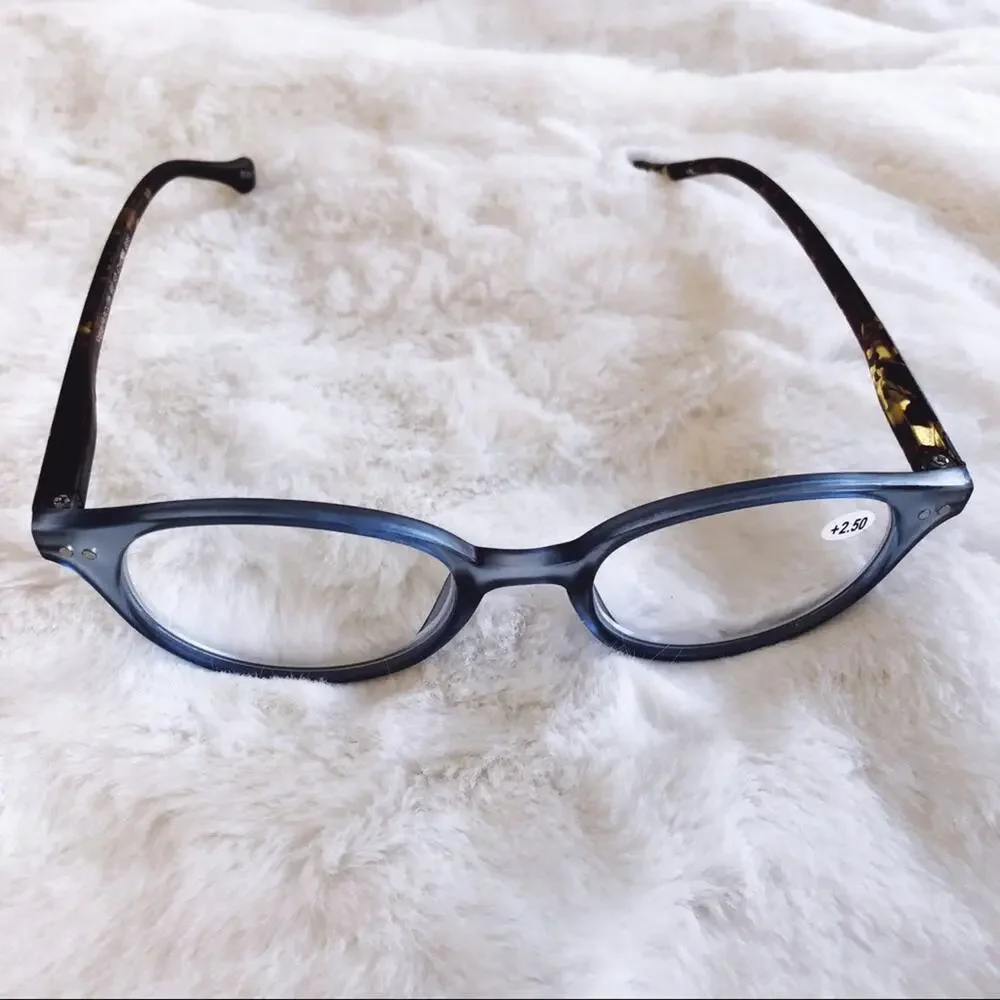 Kaylee Blue Classic Round Reader Glasses